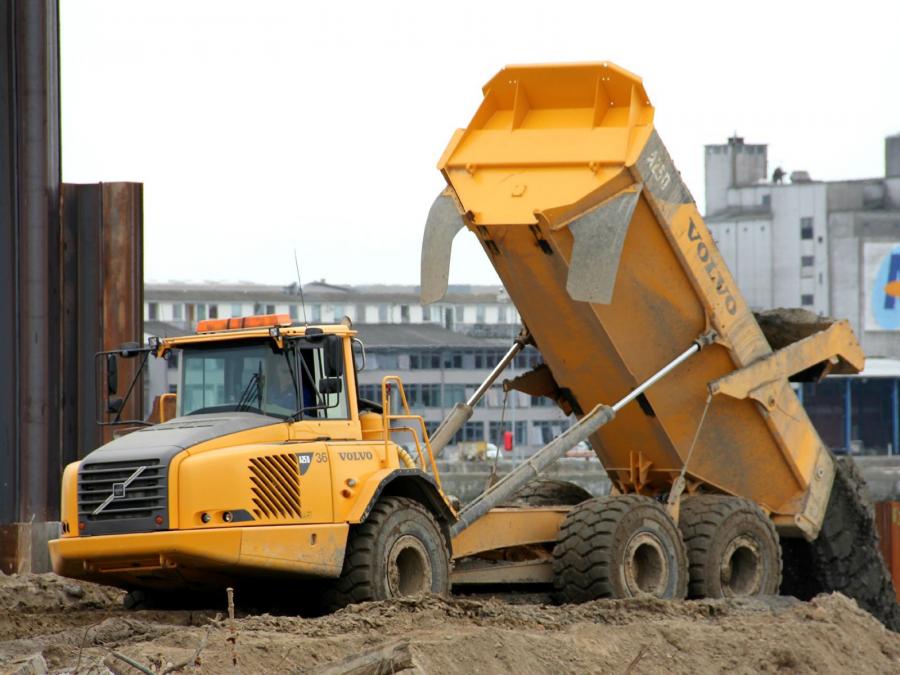  Volvo A25D 6x6 2003 года  (фото 4 из 6)